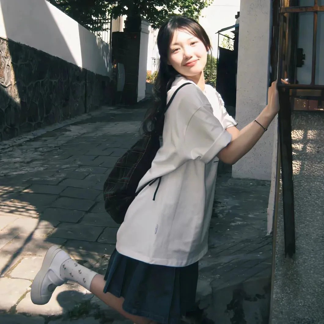 黑色五叶草